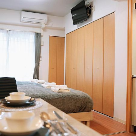 Kuromon Royal Apartment Osaka Exterior photo