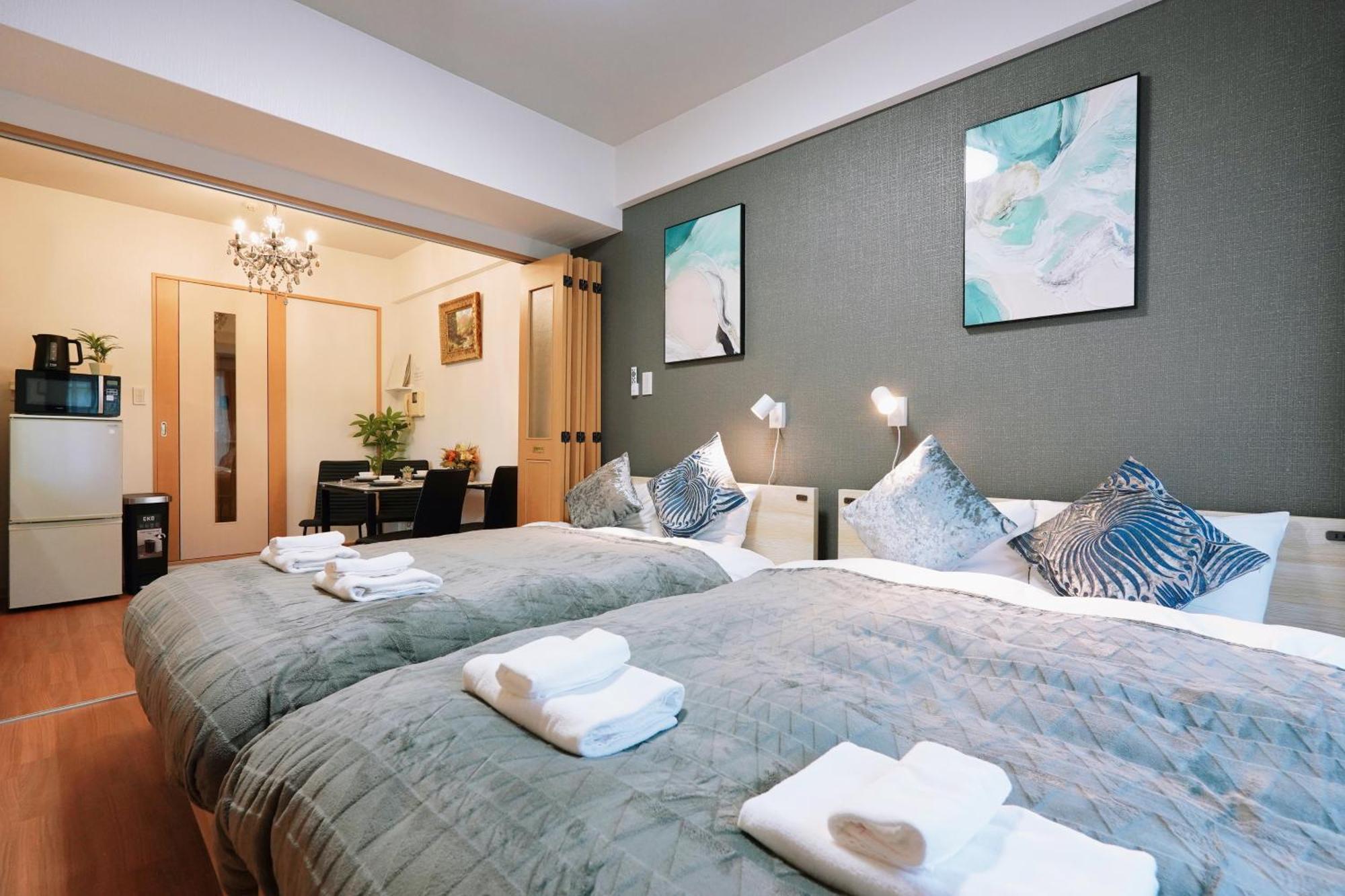 Kuromon Royal Apartment Osaka Exterior photo