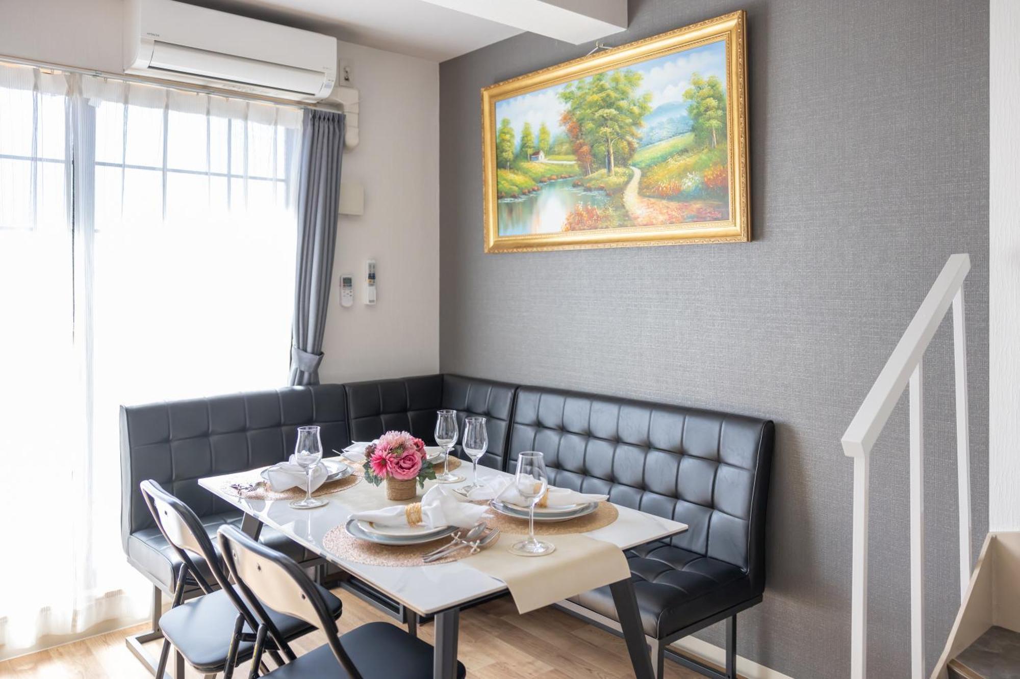 Kuromon Royal Apartment Osaka Room photo