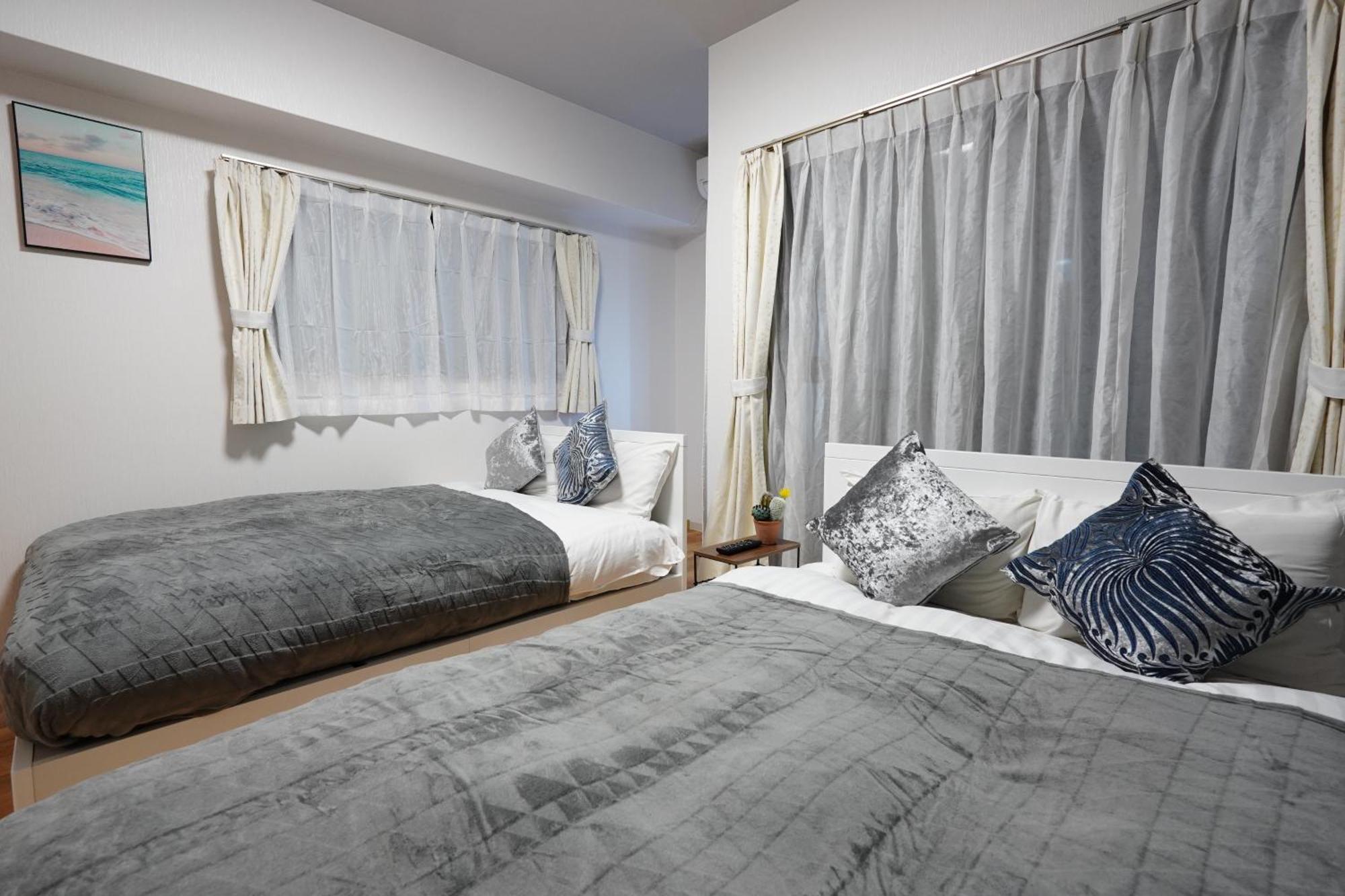 Kuromon Royal Apartment Osaka Room photo